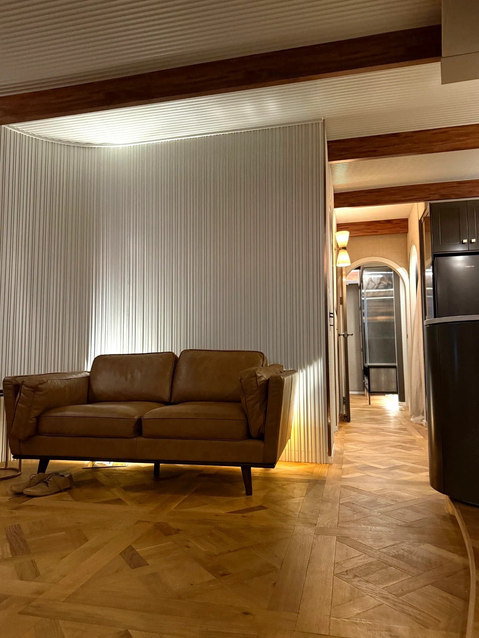 Espresso Martini House Boat finish detail 2 — Crafted Finishes, Sunshine Coast
