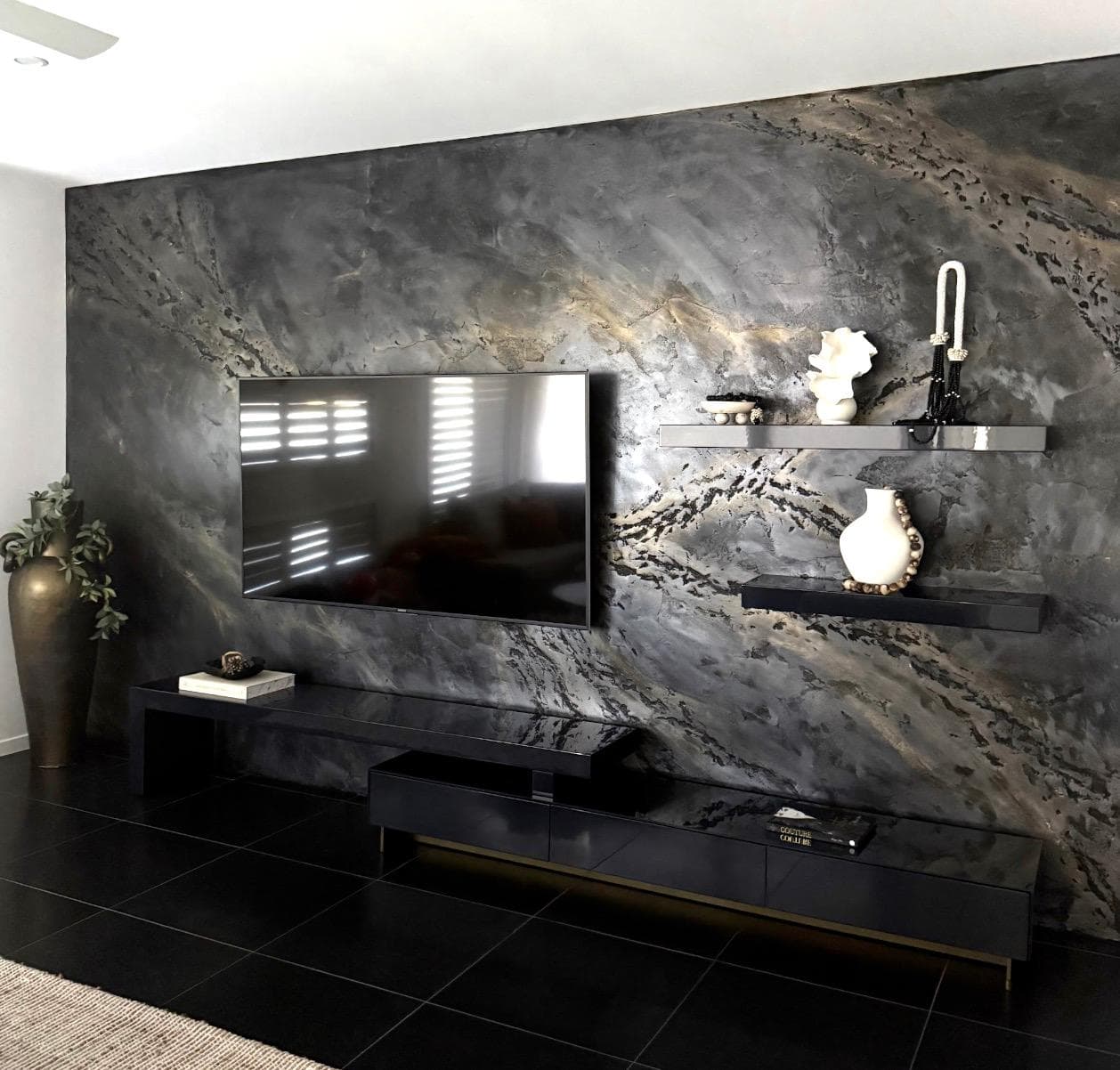 Split Stone finish detail 3 — Crafted Finishes, Sunshine Coast